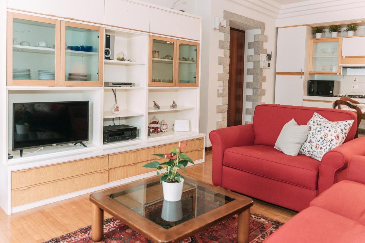 Palladio Apartment - Vista Fiume, In Centro Con Garage Vicenza Dış mekan fotoğraf