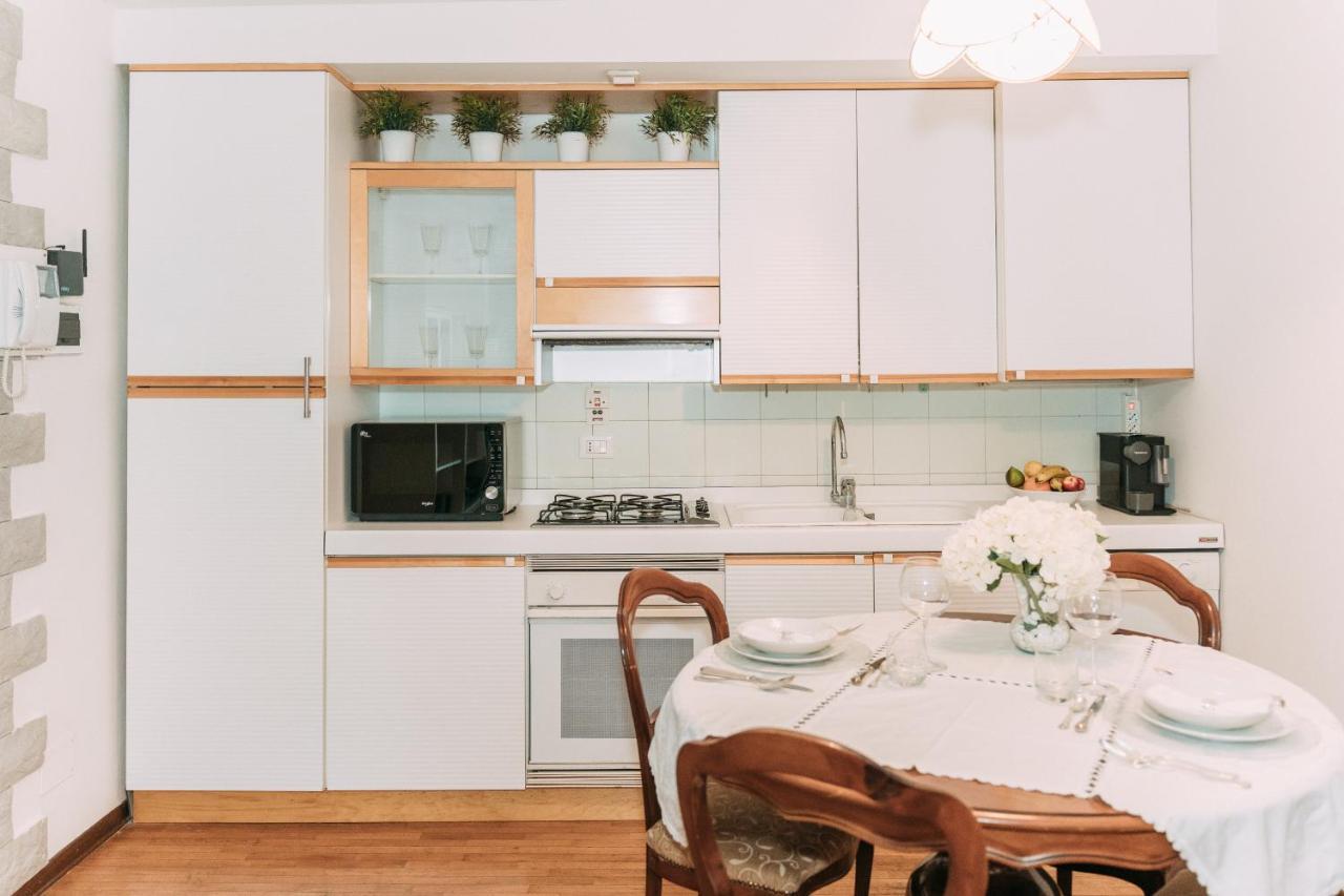 Palladio Apartment - Vista Fiume, In Centro Con Garage Vicenza Dış mekan fotoğraf